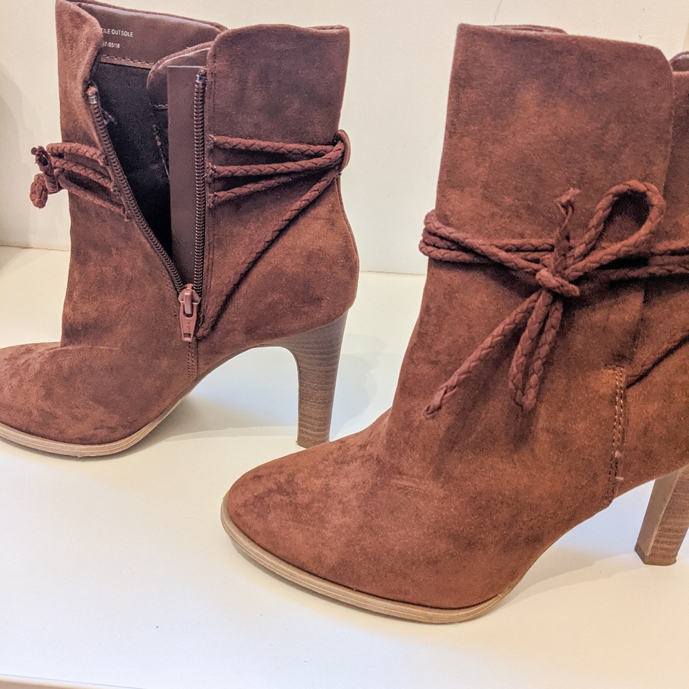 Camel/Brown Ankle Boots Booties